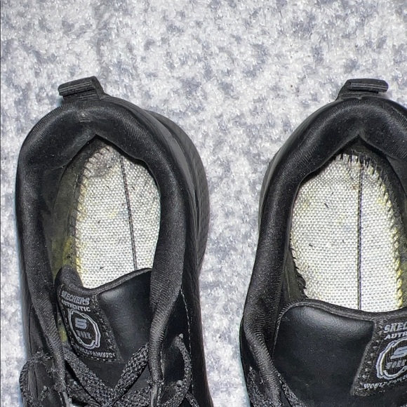 Skechers 10801EC Black Leather Slip Resistant Work Sneaker Shoes Women's 7.5 - Picture 4 of 5